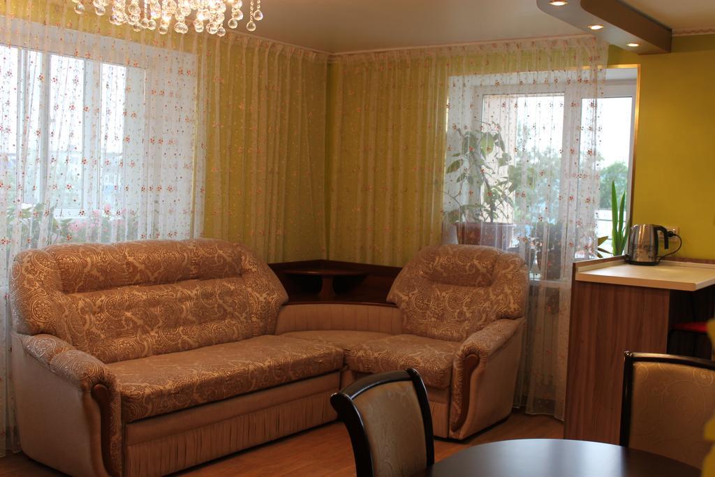Apartment On 50 Let Oktyabrya ペトロパブロフスク・カムチャツキー エクステリア 写真